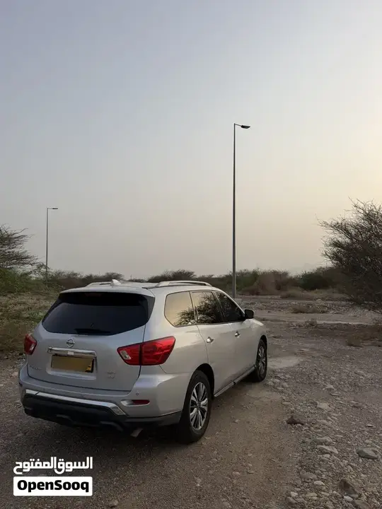 Nissan Pathfinder 2019 photo 2