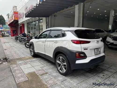Hyundai Kona 2021 photo 2