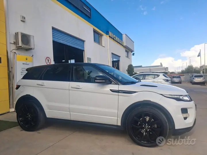 Land Rover Range Rover Evoque 2013 photo 4