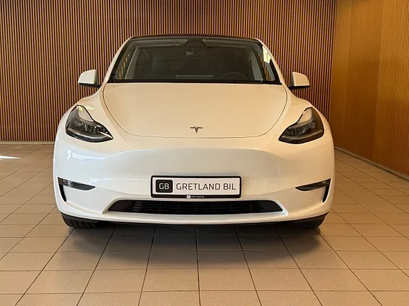 Tesla Model Y 2024 photo 4