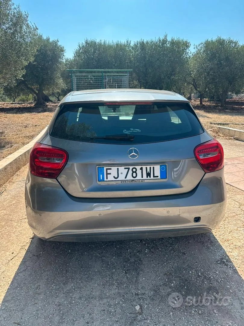 Mercedes-Benz A 2016 photo 4
