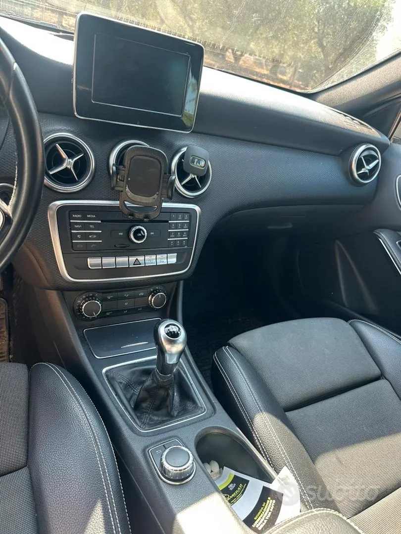 Mercedes-Benz A 2016 photo 5