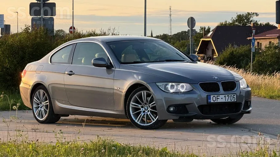 BMW E92 2010 photo 3