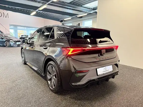 Cupra Born 2023 photo 4