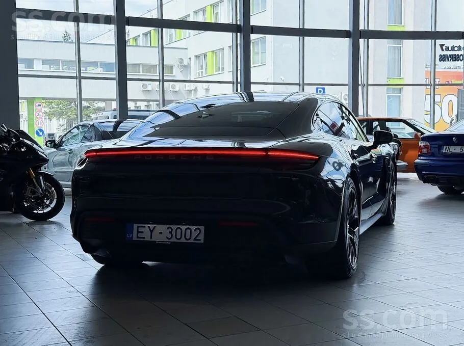 Porsche Taycan 2020 photo 5