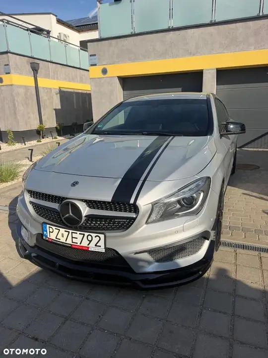 Mercedes-Benz Cla 2015 photo 2