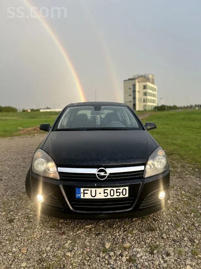 Opel Astra 2005 photo 2