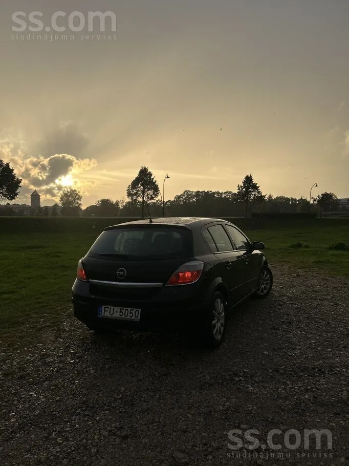 Opel Astra 2005 photo 4