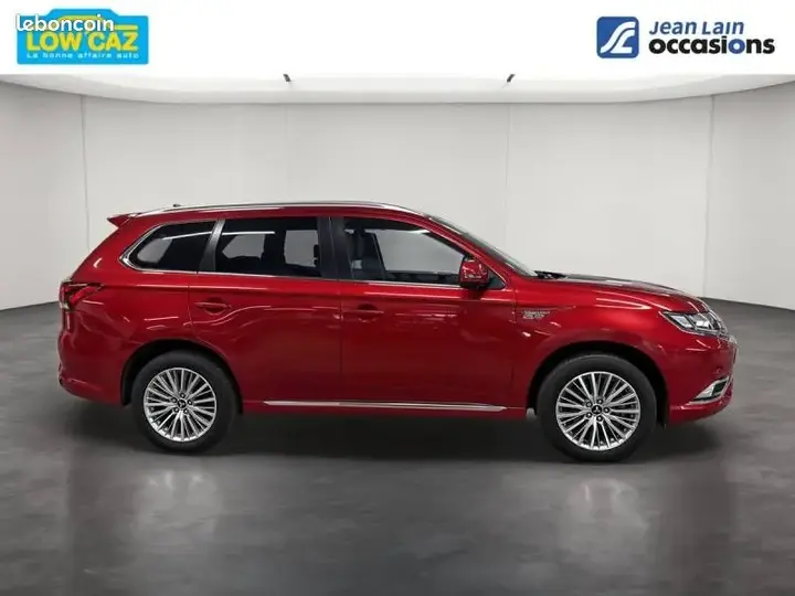 Mitsubishi Outlander 2019 photo 4
