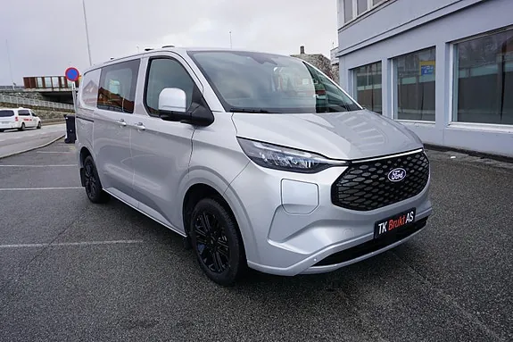 Ford Transit Custom 2025 photo 3