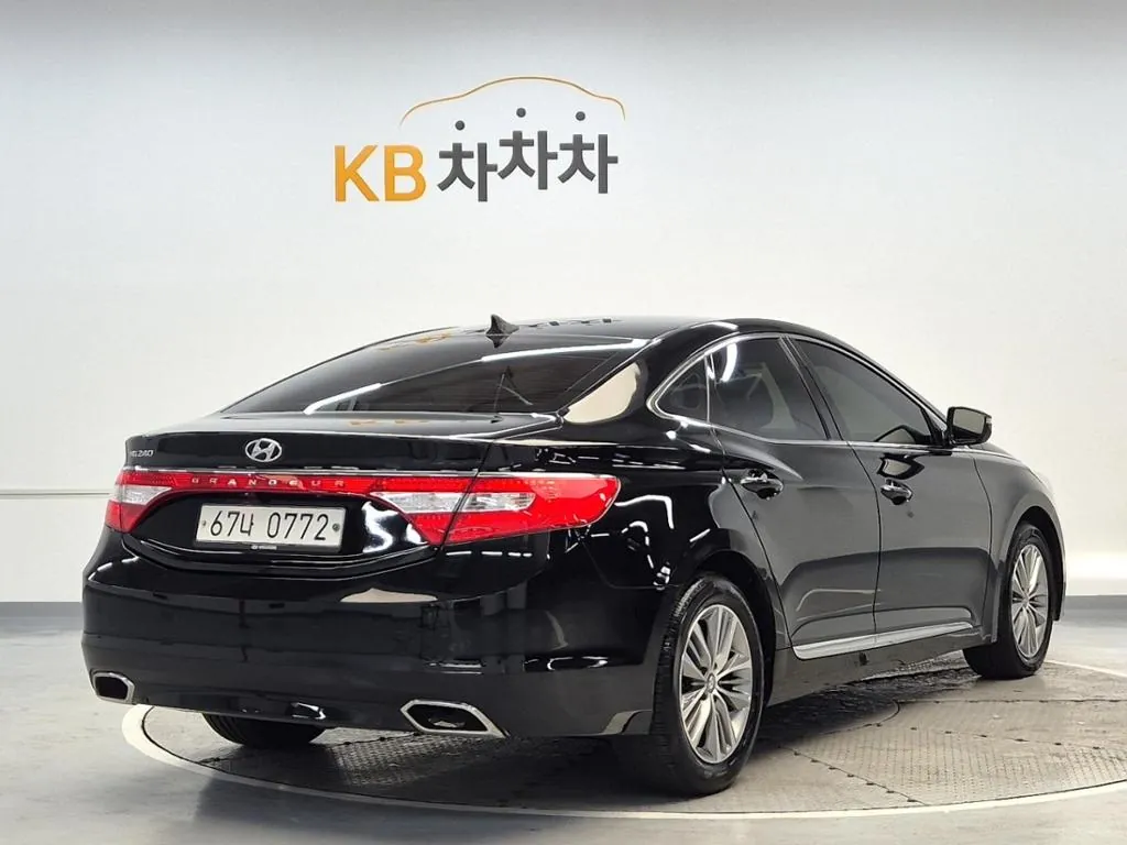 Hyundai Grandeur 2015 photo 3