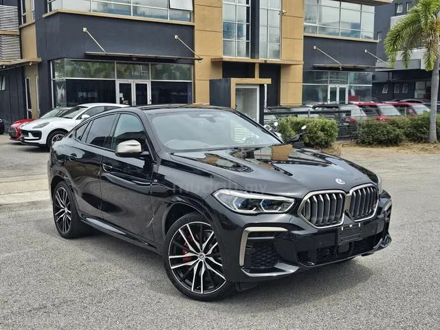 BMW X6 M50I