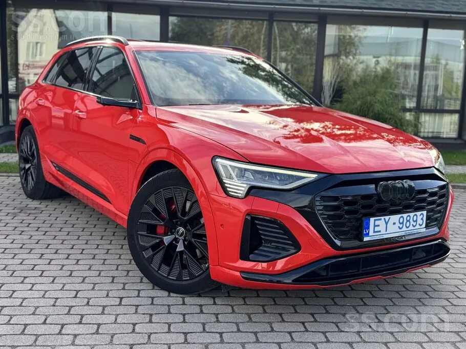 Audi Q8 2023 photo 3