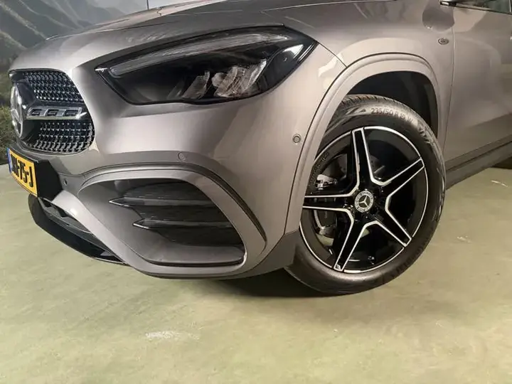 Mercedes-Benz Gla 2025 photo 2