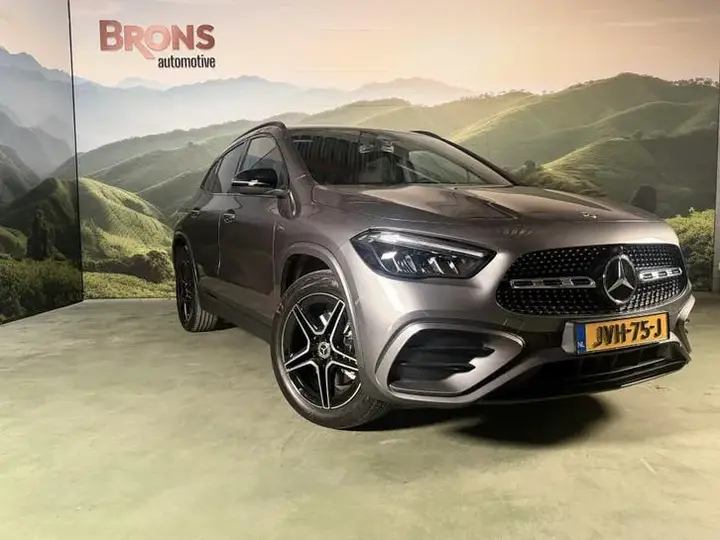 Mercedes-Benz Gla 2025 photo 4