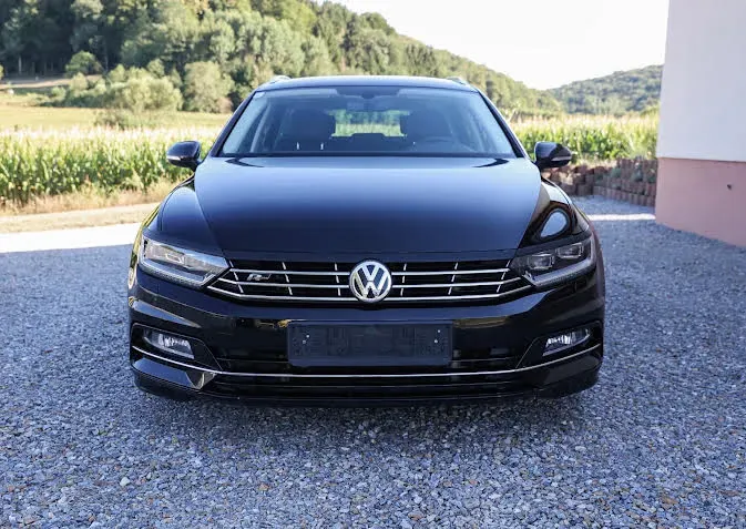 Volkswagen Passat 2016 photo 2