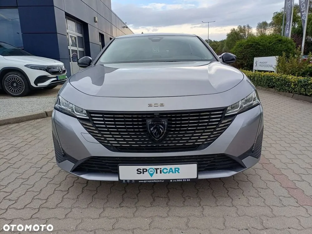 Peugeot 308 2022 photo 2