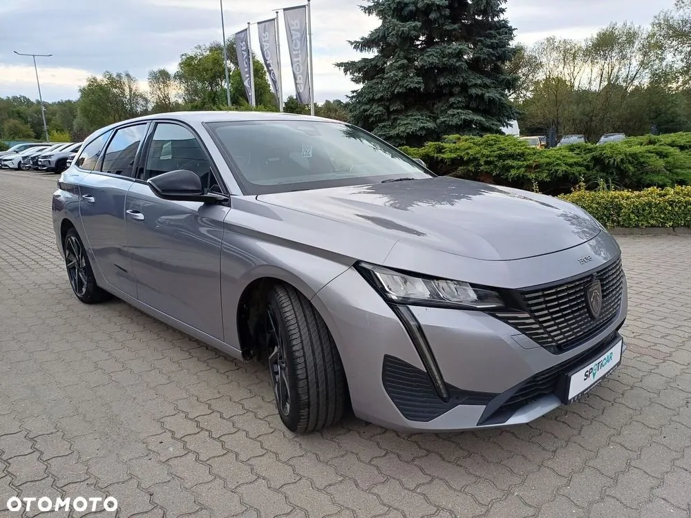 Peugeot 308 2022 photo 3