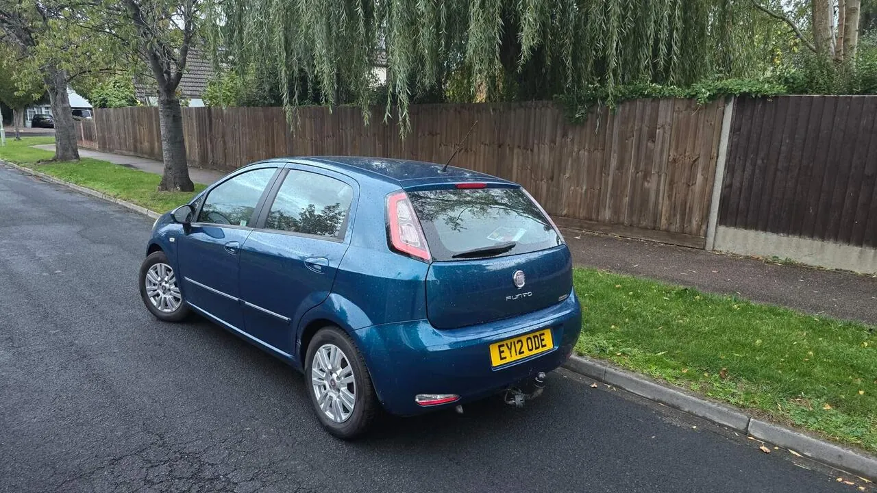 Fiat Punto 2012 photo 5