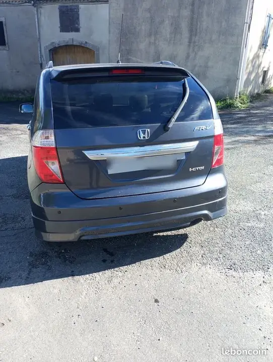 Honda Fr-V 2006 photo 2