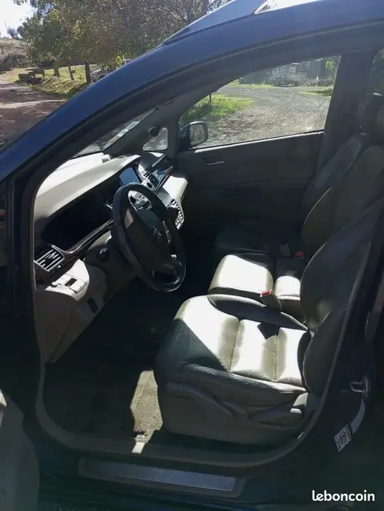 Honda Fr-V 2006 photo 3
