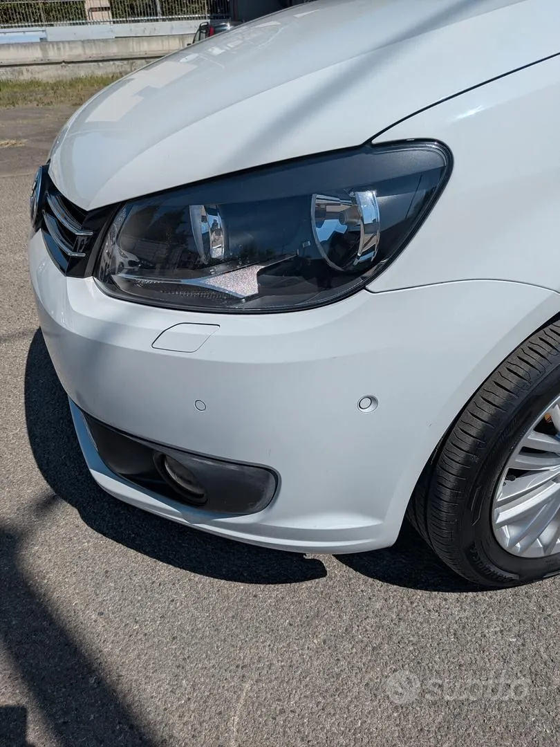 Volkswagen Touran 2014 photo 5