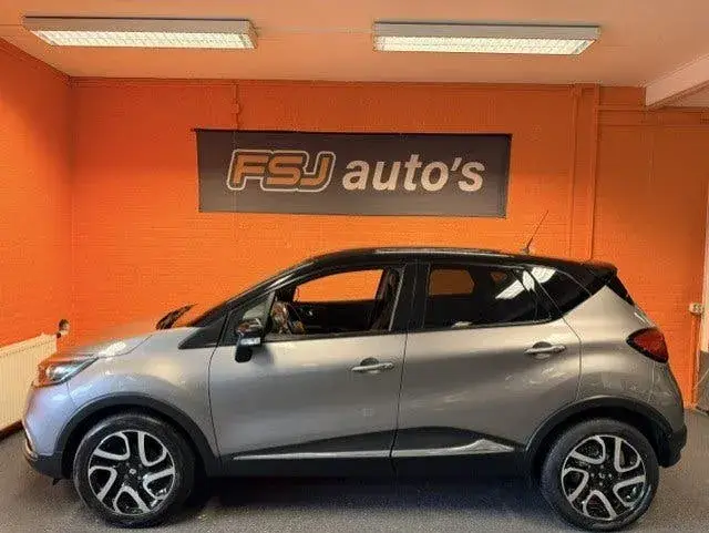 Renault Captur 2015 photo 2