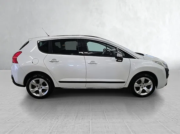 Peugeot 3008 2011 photo 2