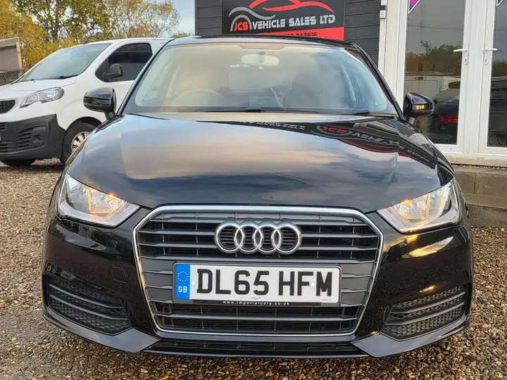 Audi A1 2016 photo 2