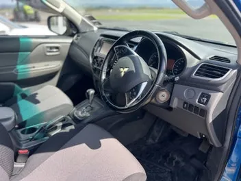 Mitsubishi Triton 2015 photo 4