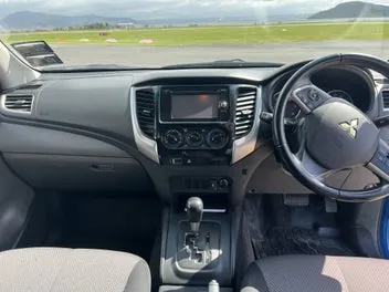Mitsubishi Triton 2015 photo 5