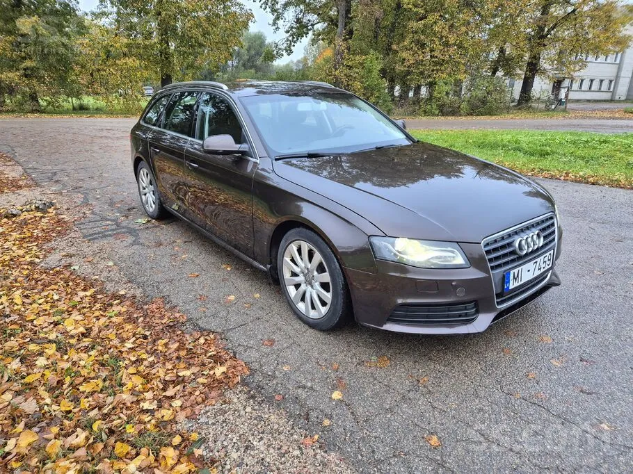 Audi A4 2011 photo 3