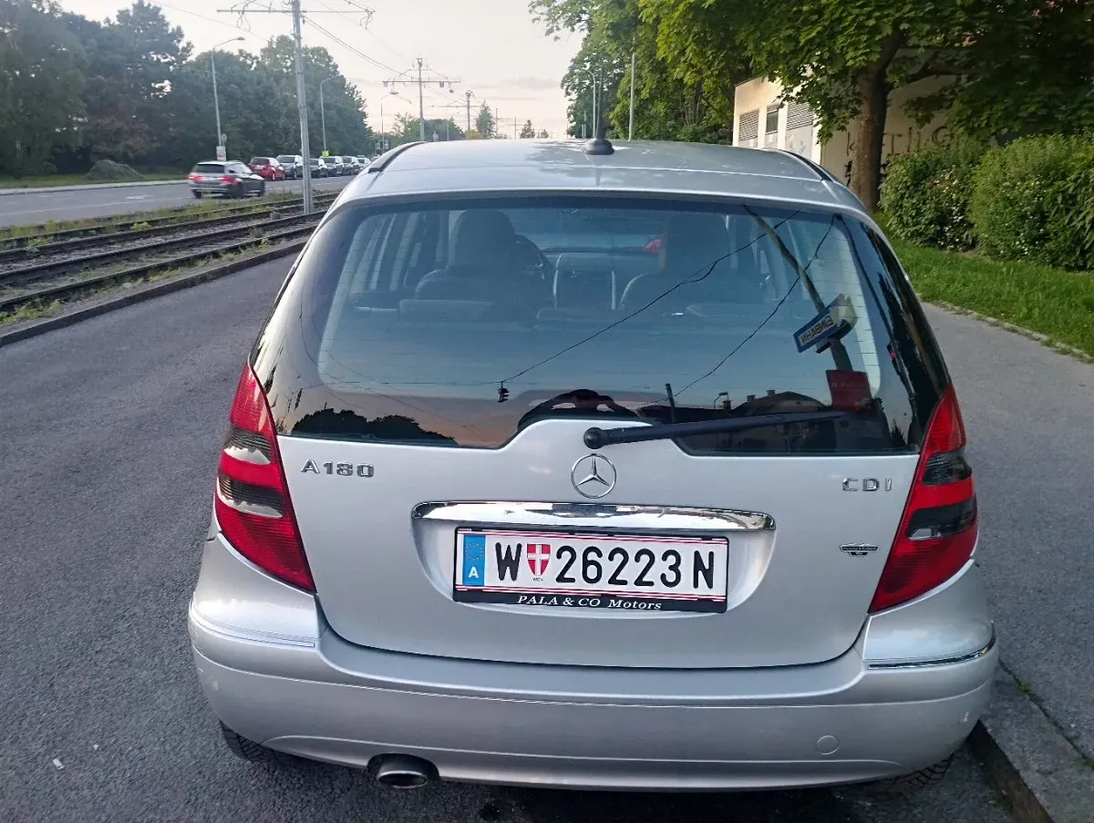 Mercedes-Benz A-Class 2006 photo 3