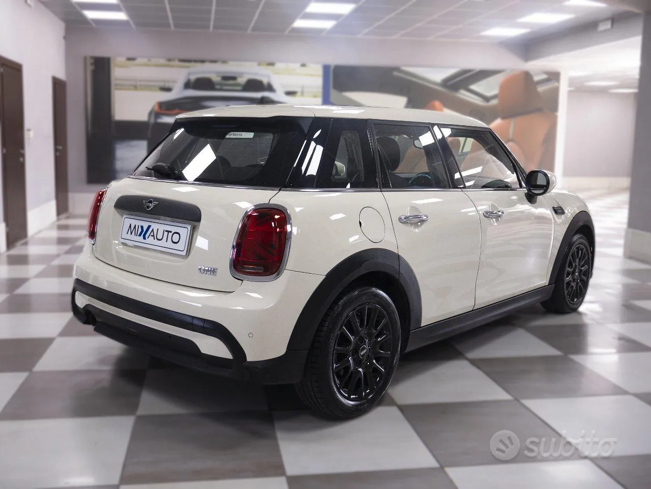 Mini One 2021 photo 5