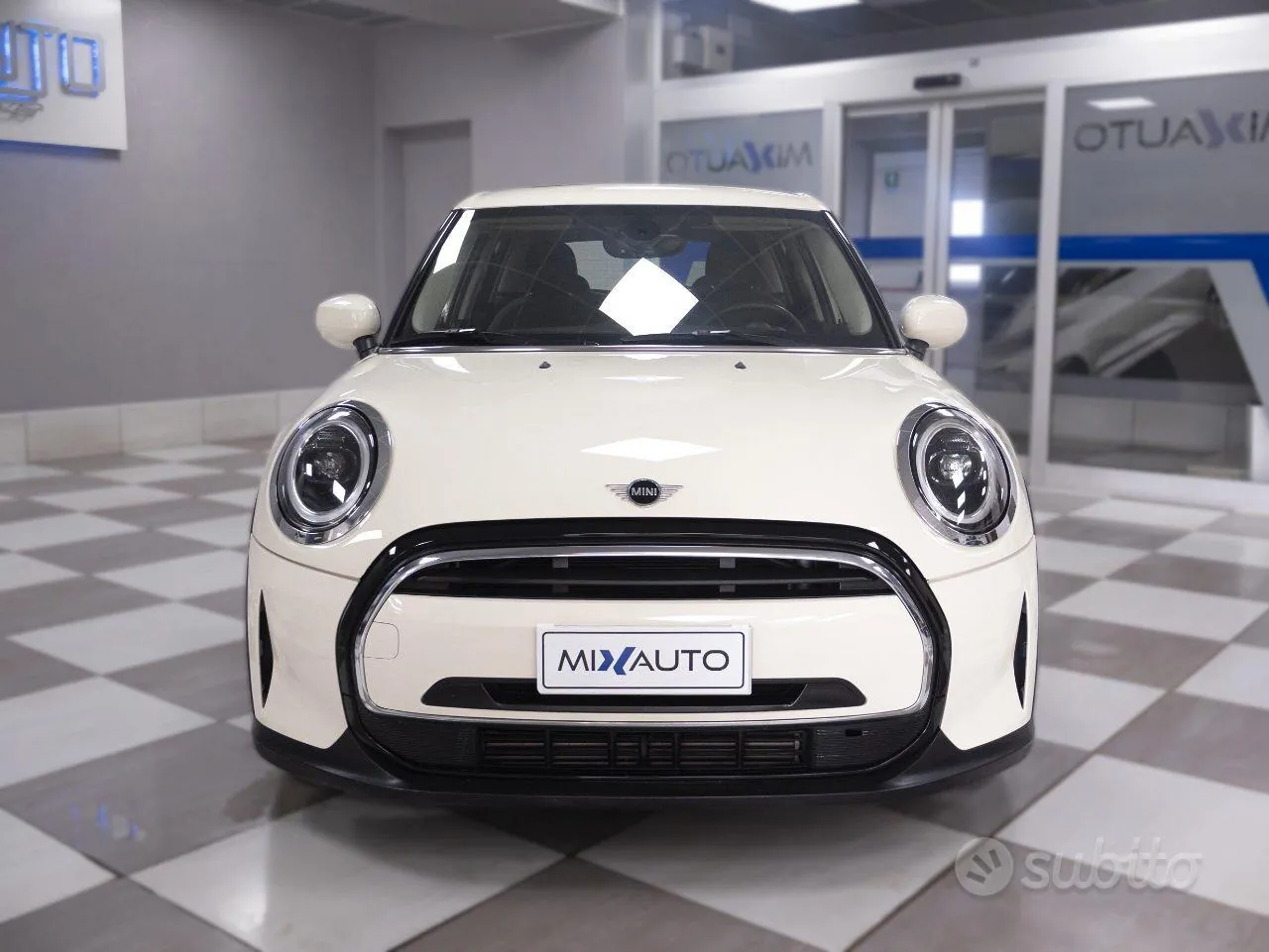 Mini One 2021 photo 2