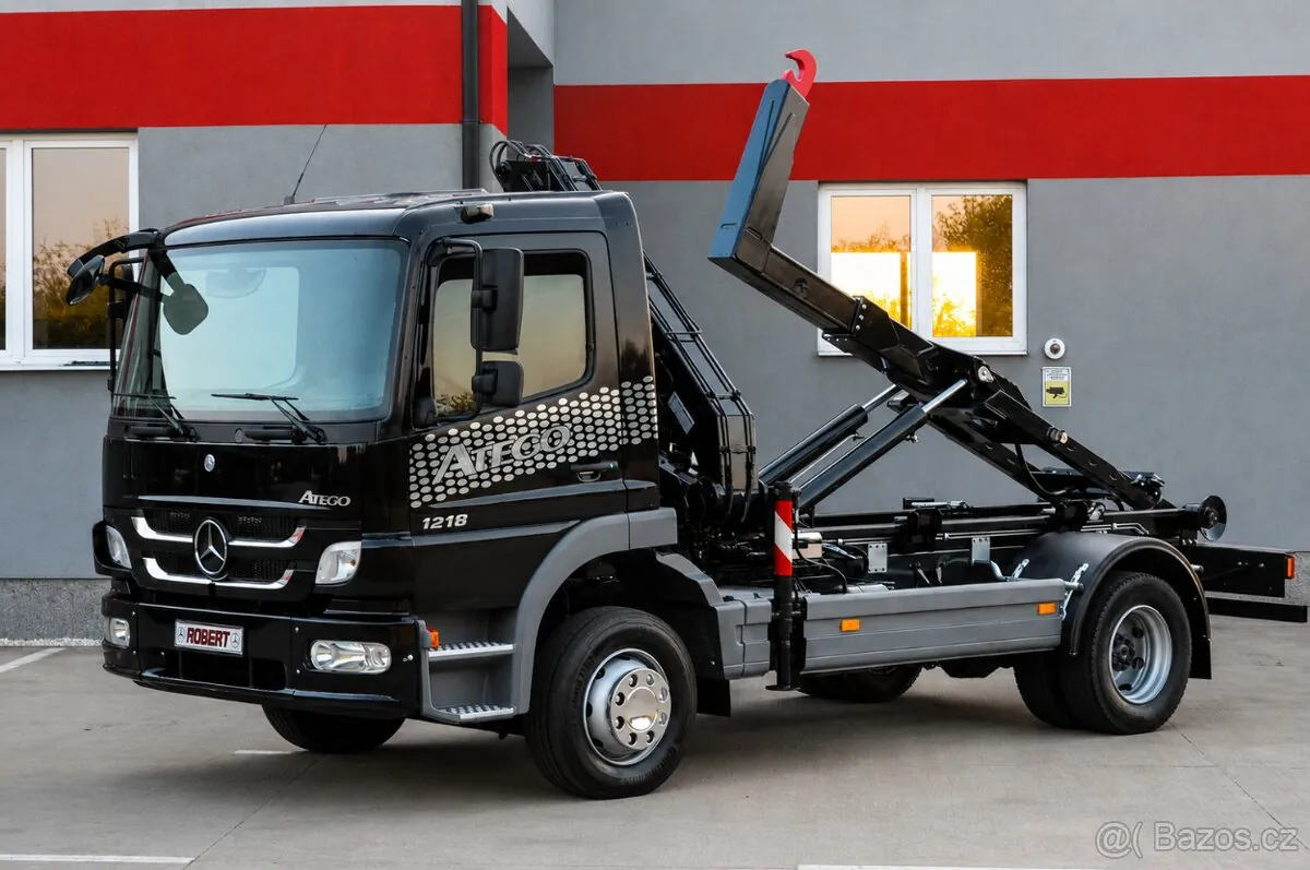 Mercedes-Benz Atego 2013 photo 3
