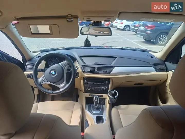 BMW X1 2014 photo 4