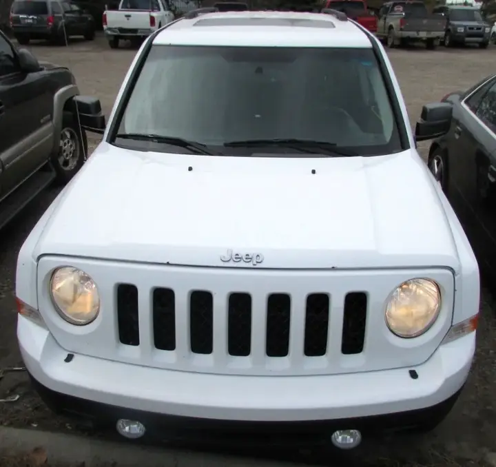 Jeep Patriot 2012 photo 2