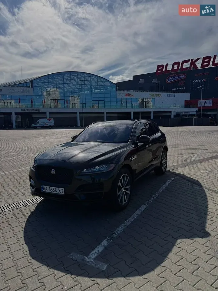 Jaguar F-Pace