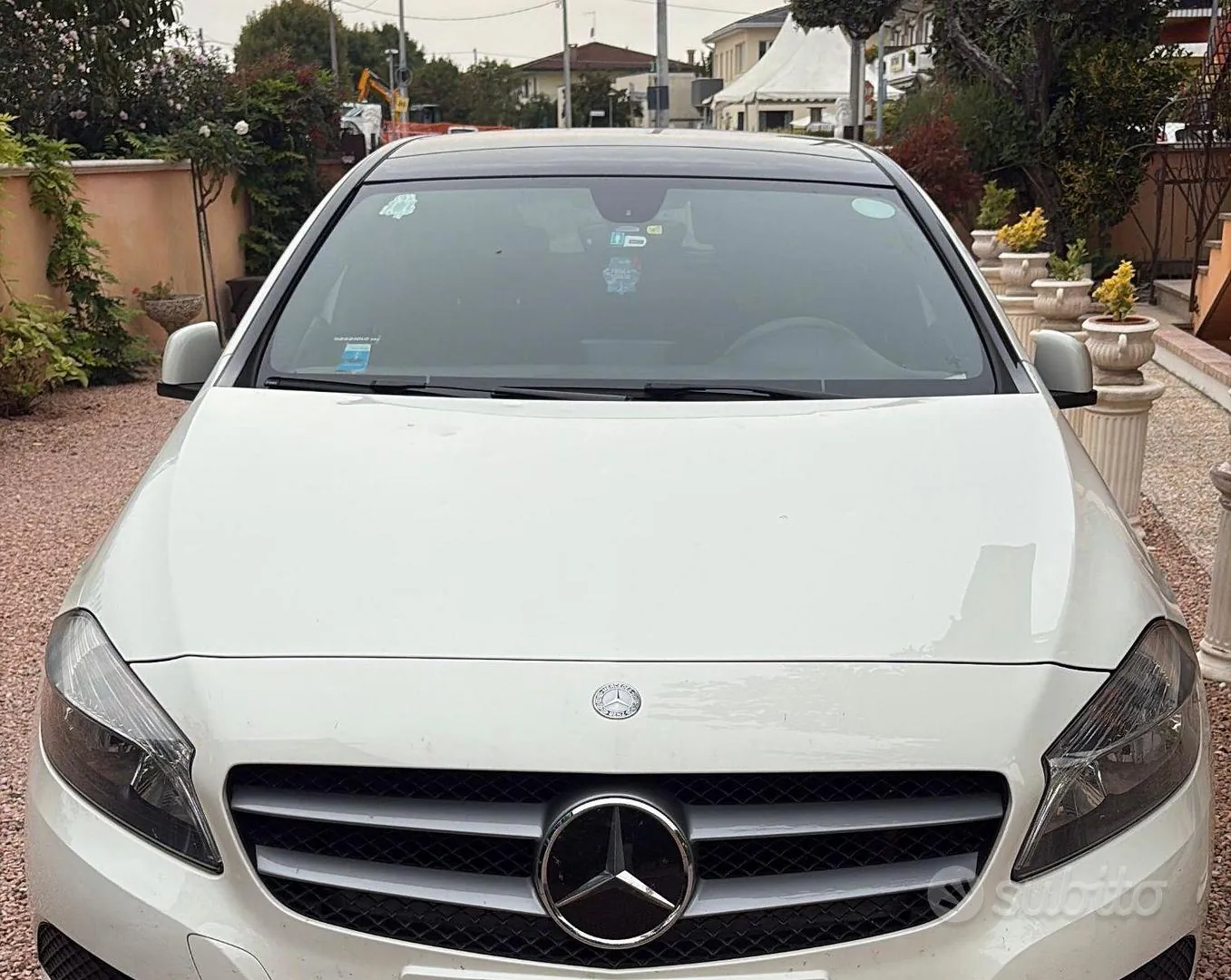 Mercedes-Benz A 2014 photo 2