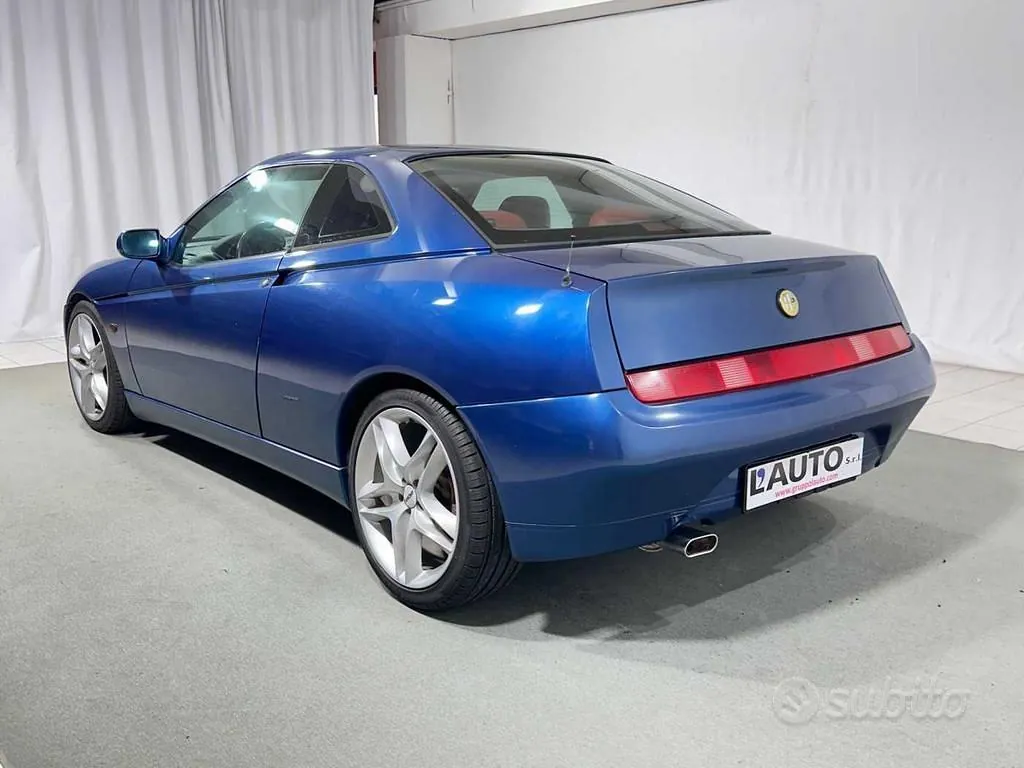 Alfa Romeo Gtv 1997 photo 3