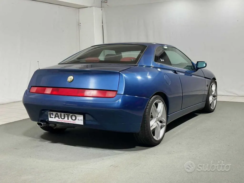 Alfa Romeo Gtv 1997 photo 5