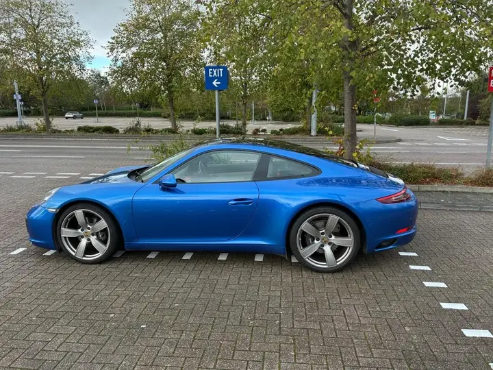 Porsche 911 2017 photo 2
