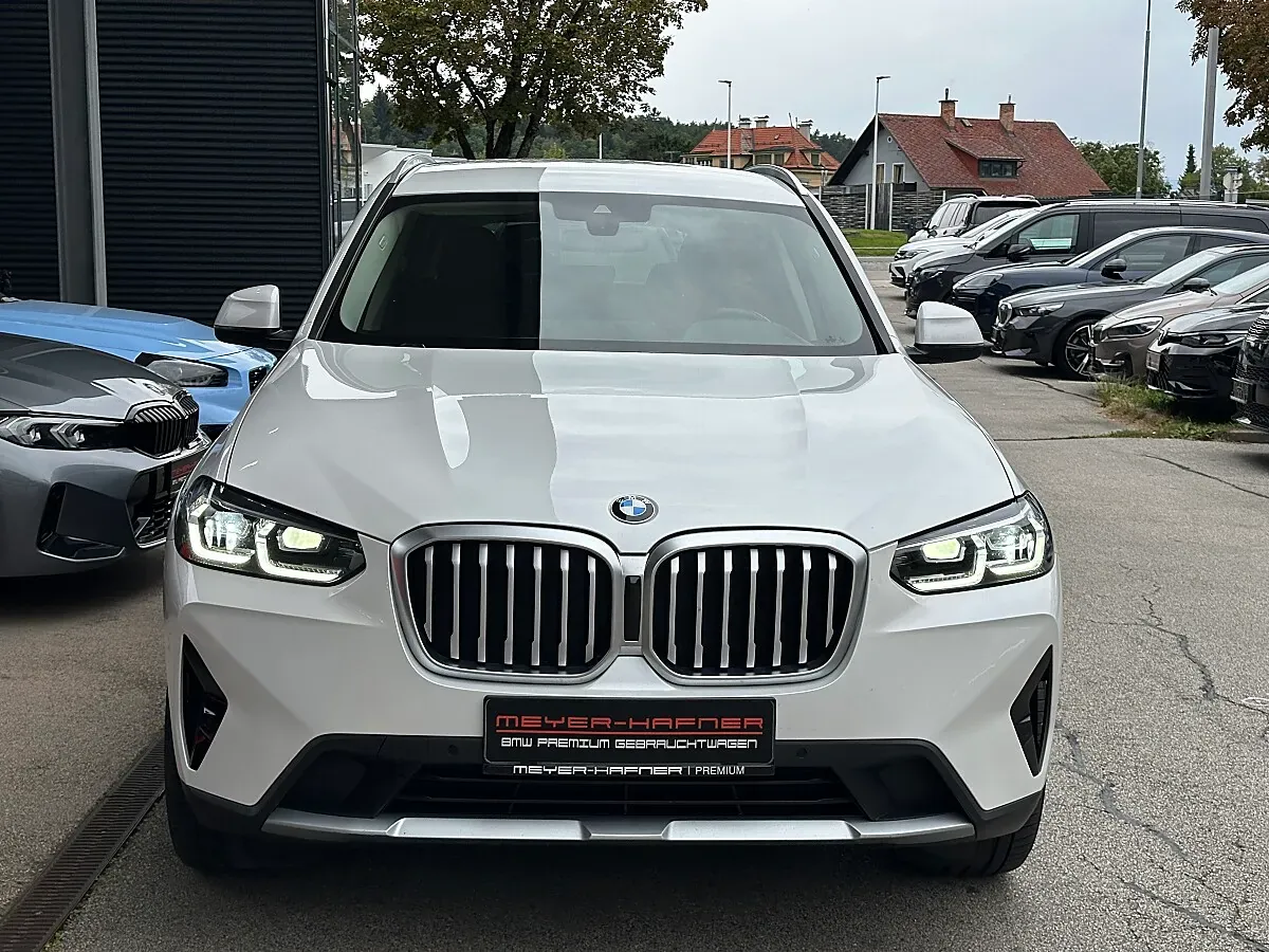 BMW X3 2022 photo 3