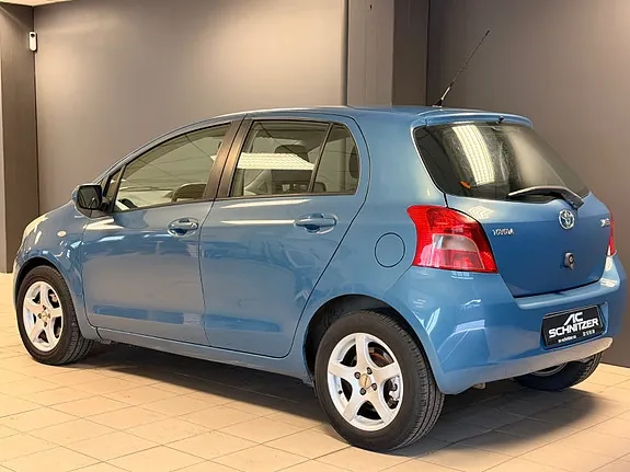 Toyota Yaris 2007 photo 4