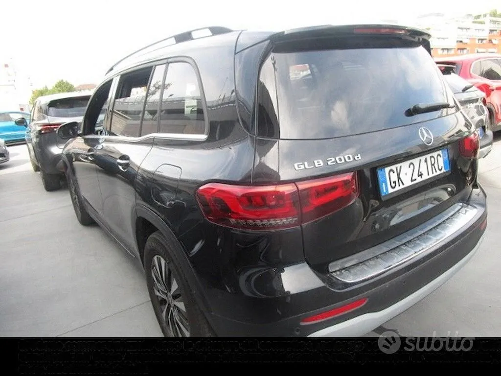 Mercedes-Benz Glb 2022 photo 4