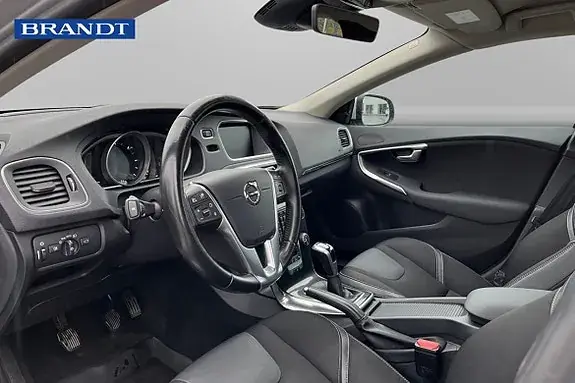 Volvo V40 2017 photo 5