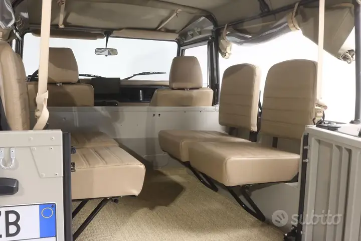 Land Rover Defender 1998 photo 5