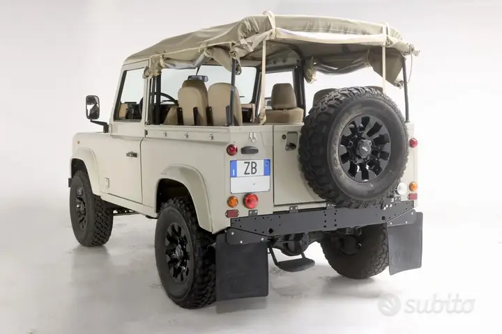 Land Rover Defender 1998 photo 3
