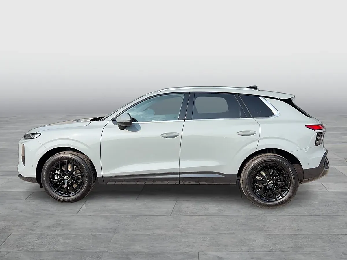 Audi Q3 2026 photo 3